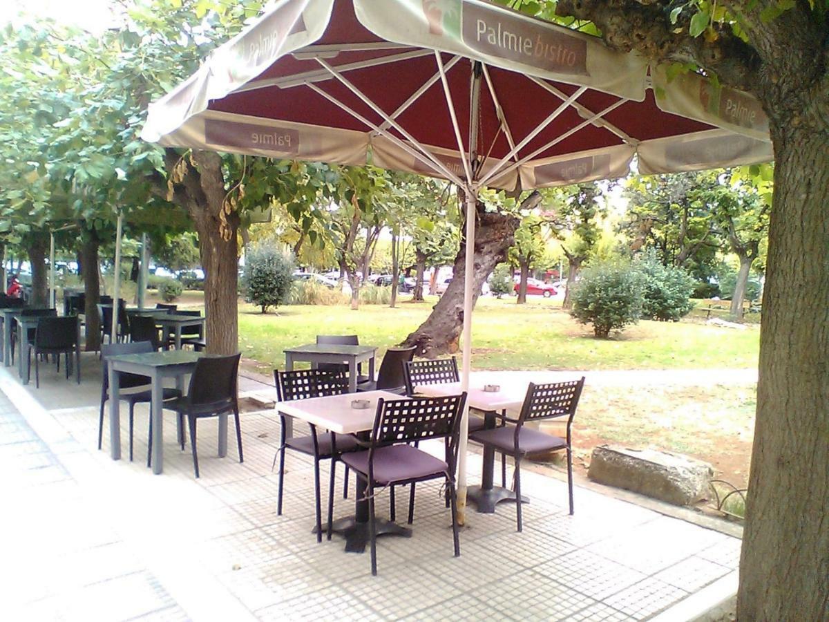 Tranquil Central Apt, Behind Athens Caravel Area Exterior foto