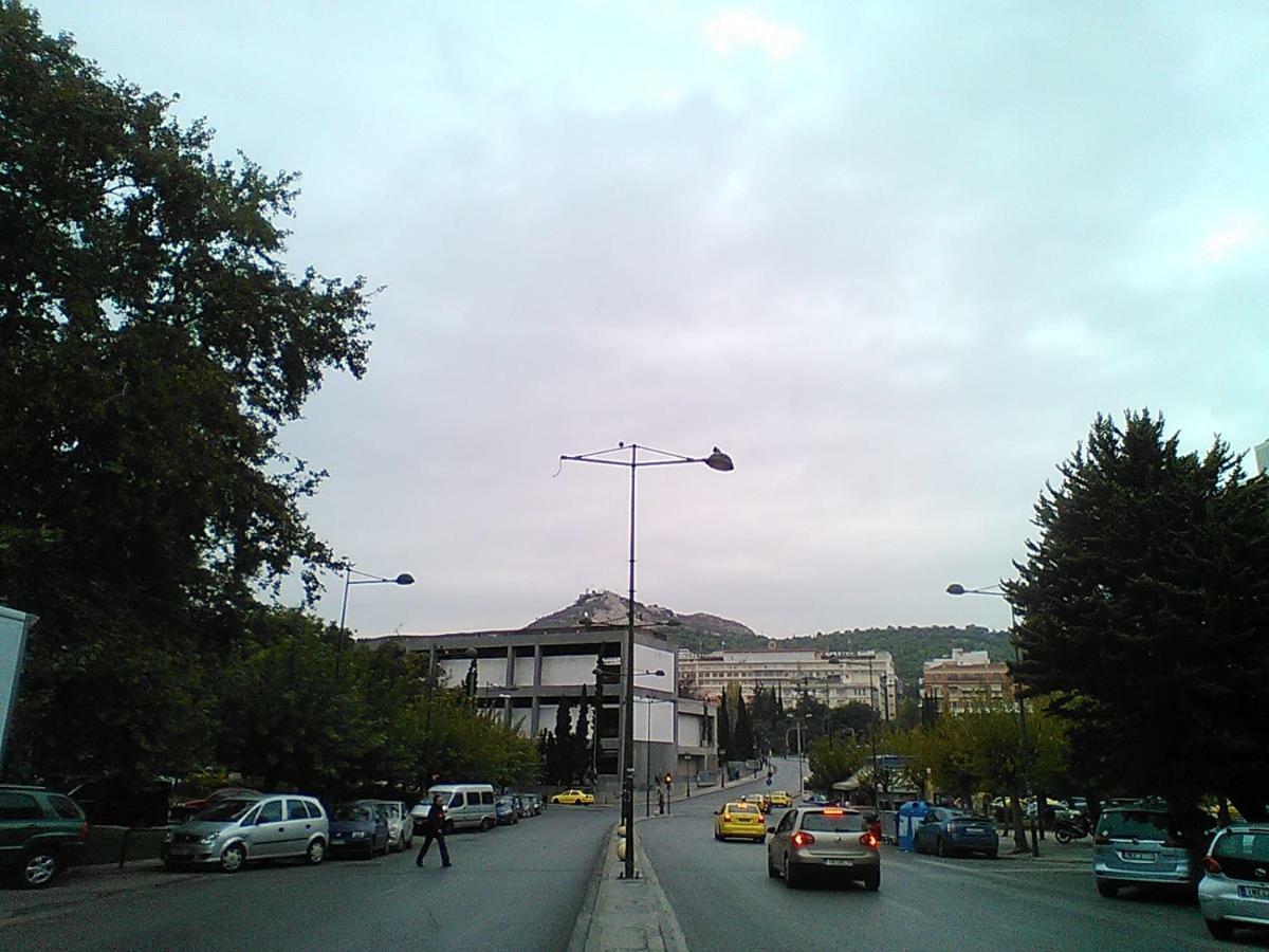 Tranquil Central Apt, Behind Athens Caravel Area Exterior foto
